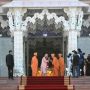 رئيس الوزراء الهندي يفتتح معبدا هندوسيا بالإمارات